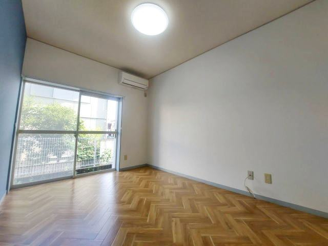 居室・リビング　同仕様