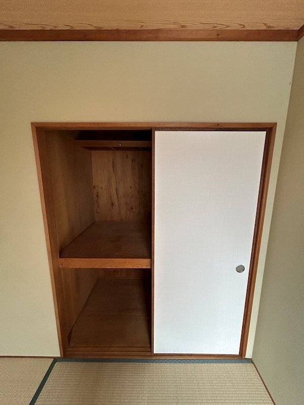 収納　間取反転のお部屋です