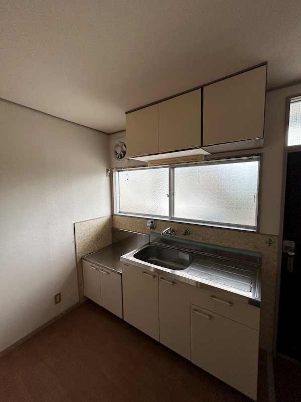 キッチン　間取反転のお部屋です