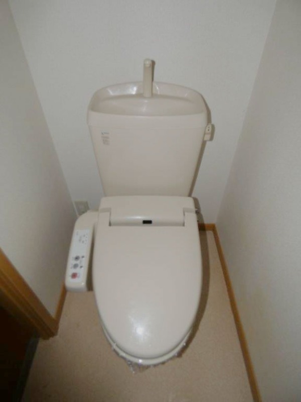 トイレ　図面と現状に相違がある場合には現状を優先