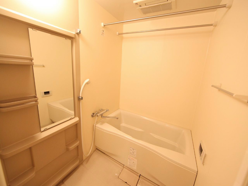 バス・シャワールーム　追い焚き　浴室暖房乾燥機　24時間換気　オートバスバスルーム