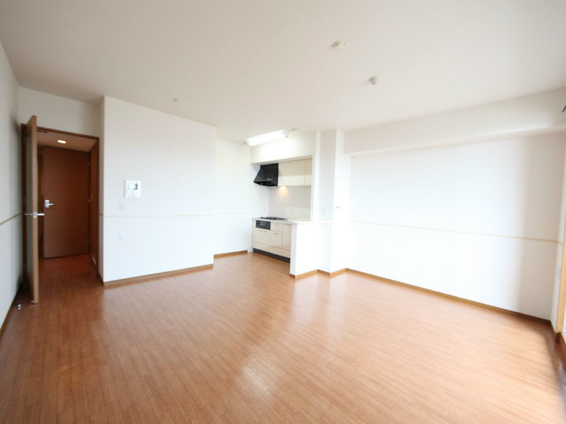 居室・リビング　ＬＤＫ16.6帖　東向きバルコニー　広々したＬＤＫ