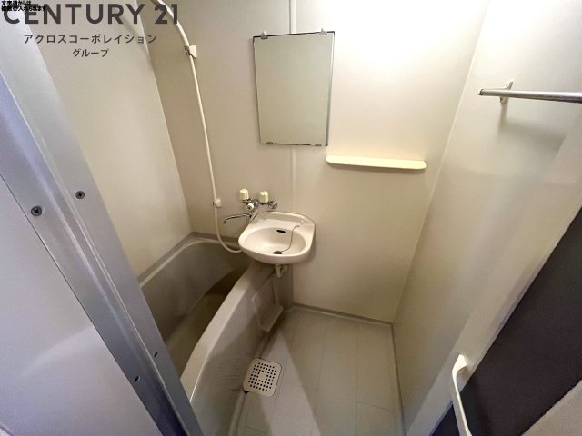 バス・シャワールーム　とても綺麗です。