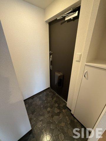 玄関　※別号室参考画像