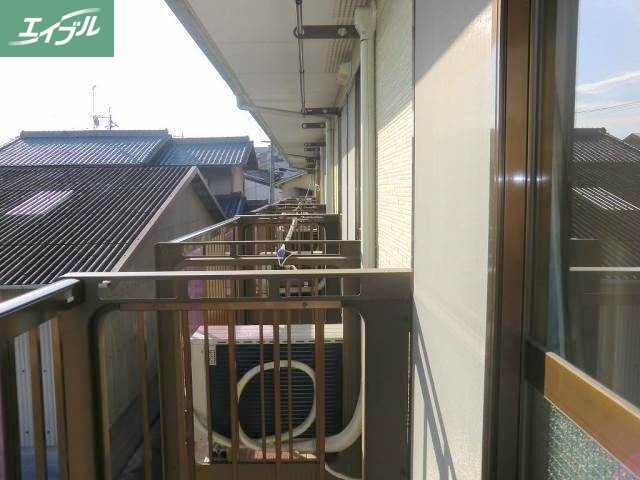 バルコニー　エアコン付