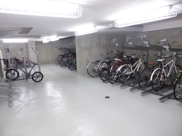 駐車場　駐輪場