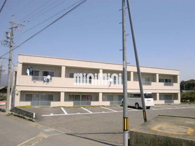 建物外観　南向きの為、明るい陽射しが差し込みます。