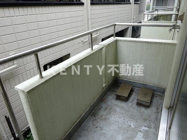 バルコニー　落ち着いた時間を過ごせるバルコニーです