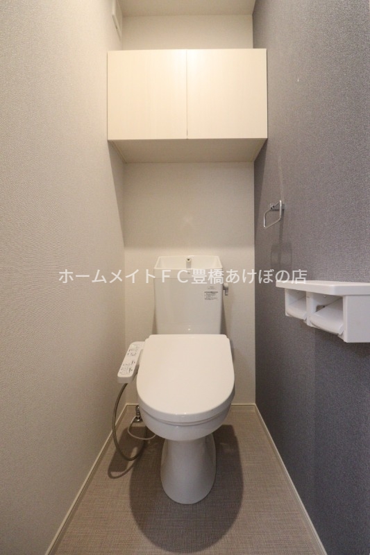 トイレ　同型完成モデル