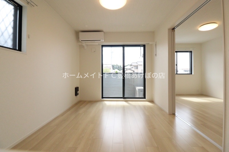 居室・リビング　同型完成モデル