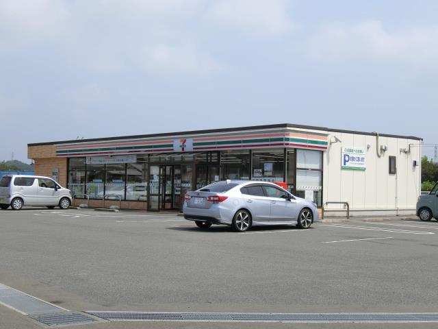 コンビニ　セブンイレブン（コンビニ）まで86m