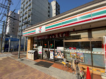 コンビニ　セブンイレブン 大阪新深江駅北店（コンビニ）まで738m