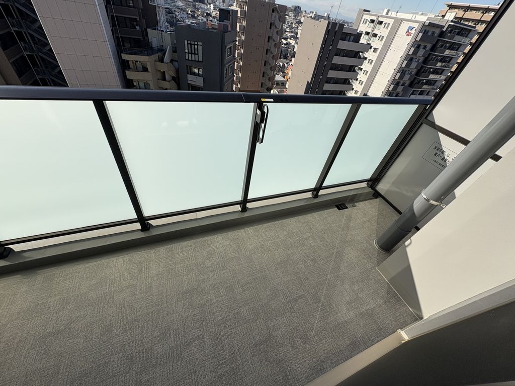 バルコニー　バルコニー