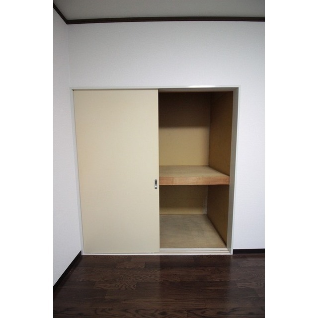 収納　別号室の写真となります。