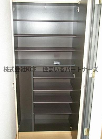 玄関　シンプルで使いやすい玄関です