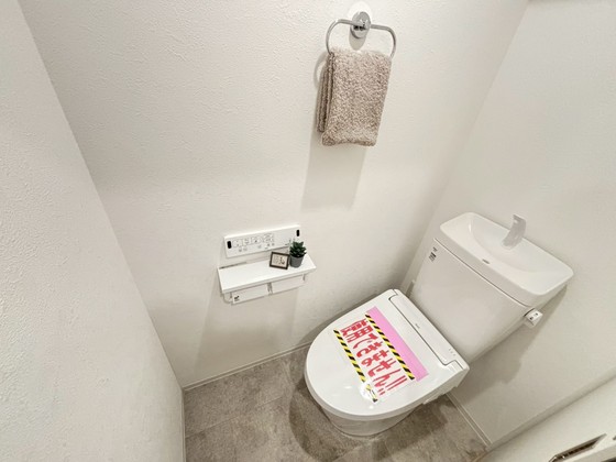 トイレ　別号室の写真