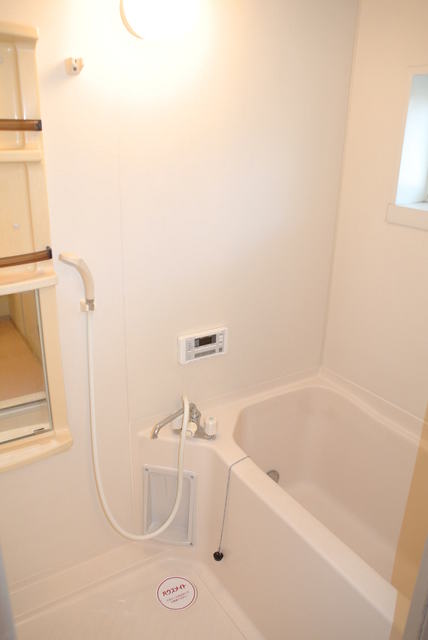 バス・シャワールーム　追焚機能付きのバスルーム☆