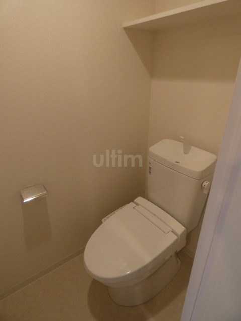 トイレ　※別のお部屋のお写真です。御参考までに。