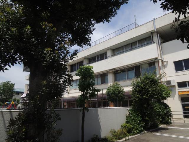 幼稚園・保育園　練馬区立田柄第二保育園（幼稚園・保育園）まで121m