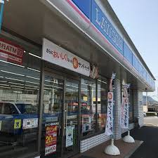 コンビニ　ローソン 高松牟礼町店（コンビニ）まで1009m