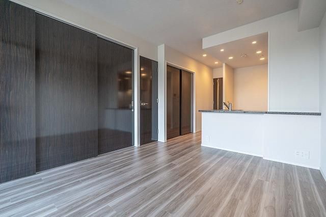 居室・リビング　別号室参考画像