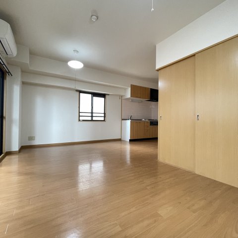 居室・リビング　同仕様タイプです