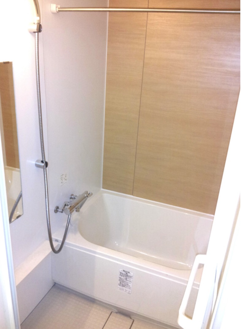 バス・シャワールーム　風呂