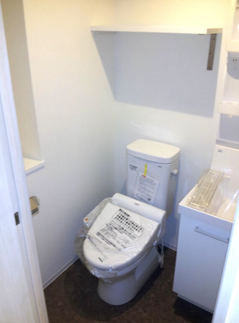 トイレ　トイレ