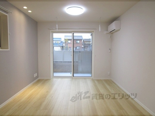 居室・リビング　洋室