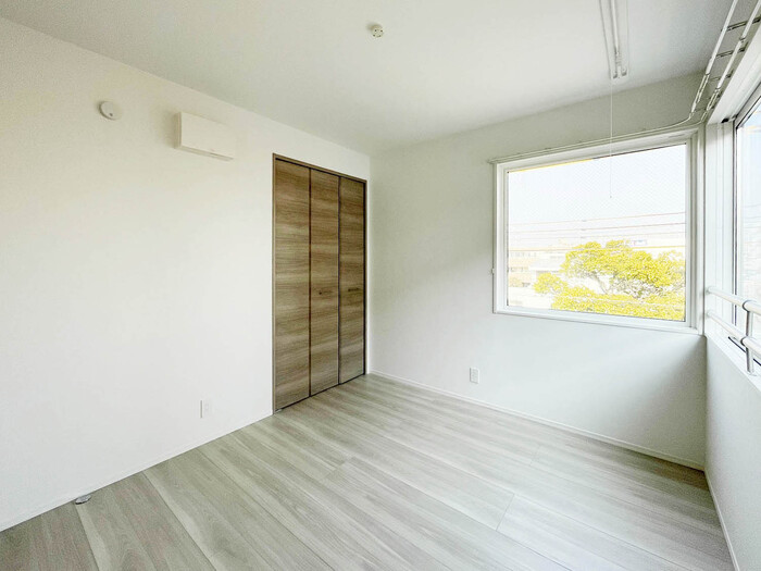 居室・リビング　洋室(2)