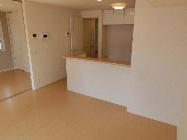 居室・リビング　※別号室参考写真です