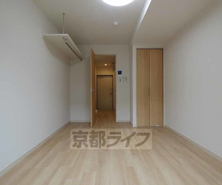 居室・リビング　綺麗な洋室です。