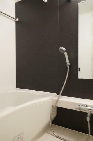 バス・シャワールーム　同タイプのお写真です