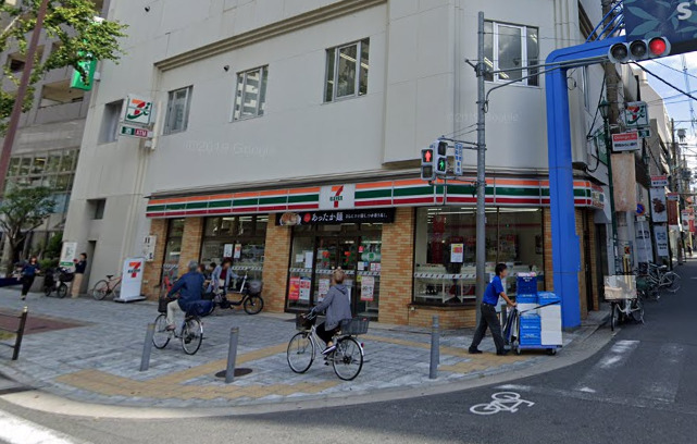 コンビニ　セブンイレブン南堀江1丁目（コンビニ）まで129m