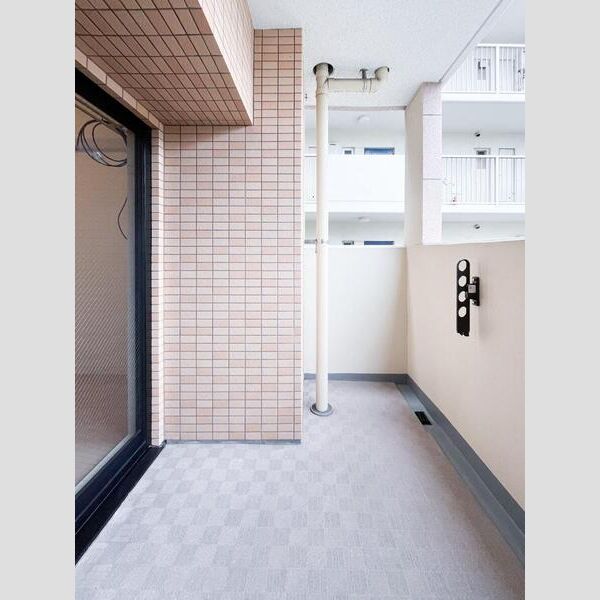 バルコニー　画像と現状が異なる場合は現状優先となります。