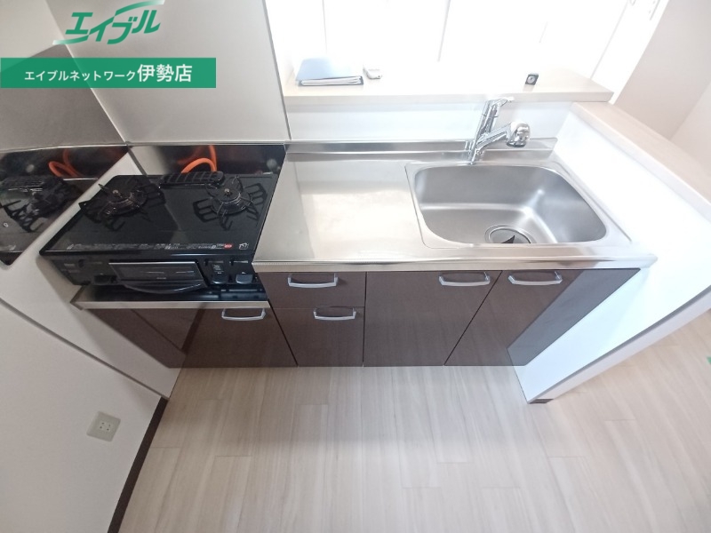 キッチン　同型参考写真