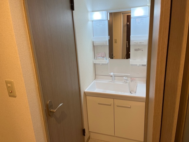 洗面設備　忙しい朝には欠かせない洗面所です♪