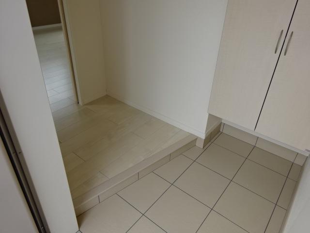 玄関　ゆったりした玄関です。