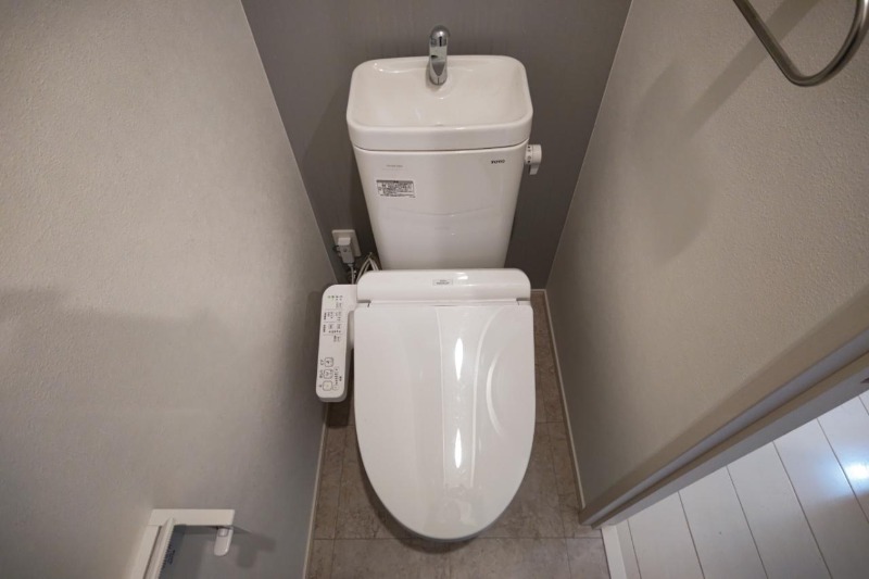 トイレ　別号室イメージ