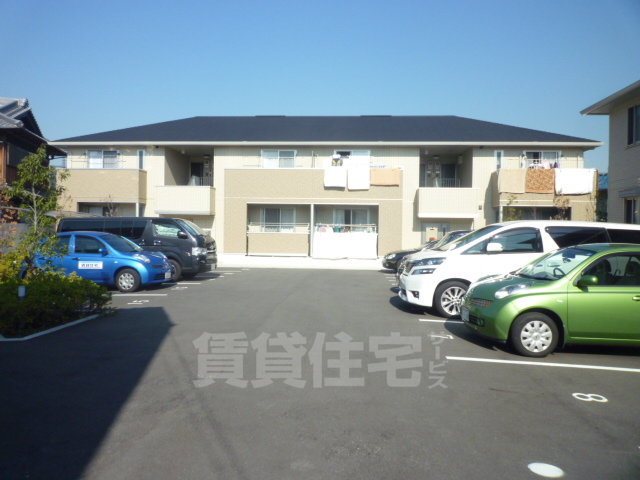 建物外観　オンライン内覧・現地案内も可能です