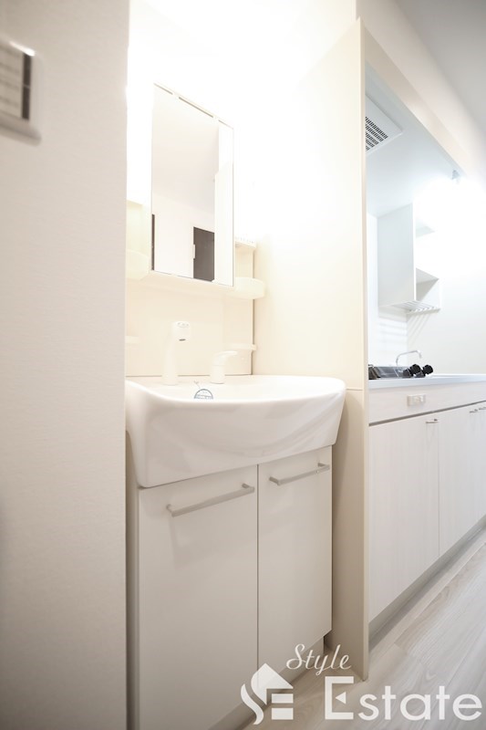 洗面設備　独立洗面台