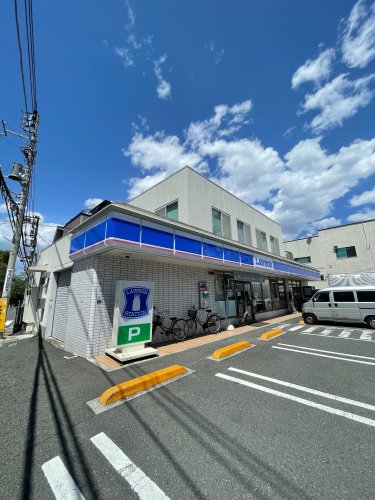 コンビニ　ローソン前野町六丁目店（コンビニ）まで505m