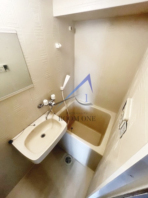 バス・シャワールーム　お風呂です。