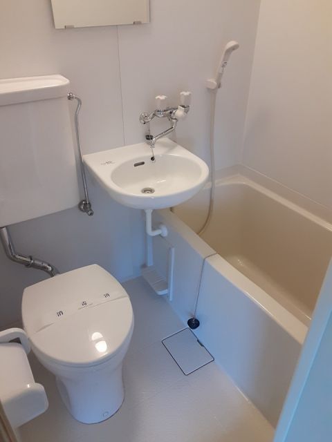 バス・シャワールーム