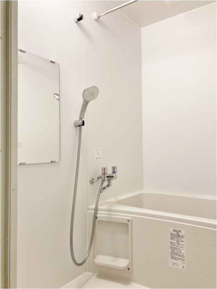 バス・シャワールーム　※別部屋の参考写真です。