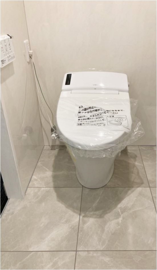 トイレ　※別部屋の参考写真です。