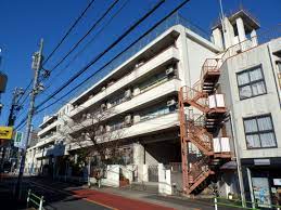 小学校　港区立白金小学校（小学校）まで1376m