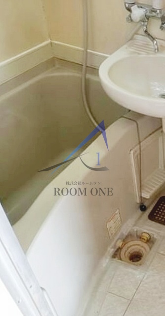 バス・シャワールーム　お風呂です。