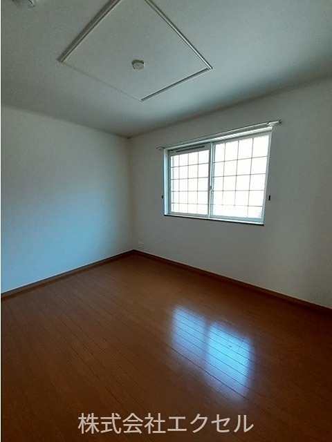 その他部屋・スペース　フローリングの綺麗なお部屋です。