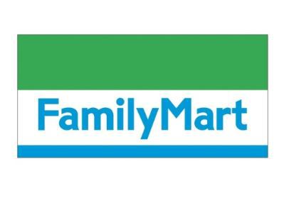 コンビニ　ファミリーマート（コンビニ）まで384m